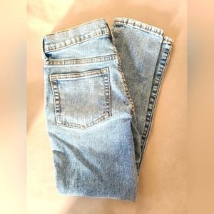 Boys light wash Gap jeans size 8